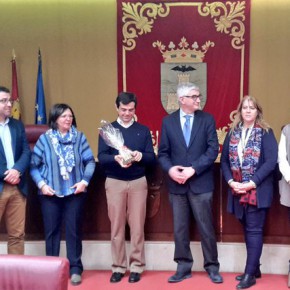 Carmen Picazo, en el acto de homenaje a los funcionarios municipales jubilados en el año 2015