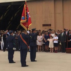 Nuestras concejales presentes en la jura de bandera de personal civil