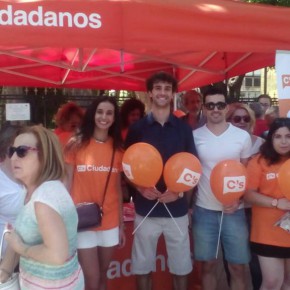 Carpa informativa Parque Abelardo Sánchez