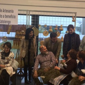 Francis Rubio, diputada provincial, ha asistido a la inauguración de la exposición "Patrimonio Natural y Cultural; Cestería, Artesanía y Conocimientos tradicionales de las fibras vegetales"