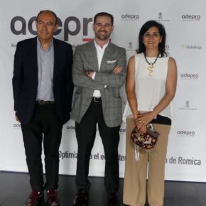 Francis Rubio felicita a Romica por sus dos décadas a favor del crecimiento de empleo en Albacete